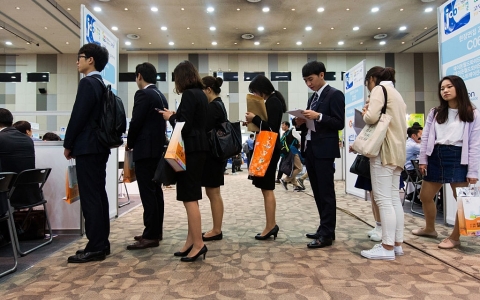 Bạo lực ở Hàn Quốc vì tỷ lệ thất nghiệp gia tăng